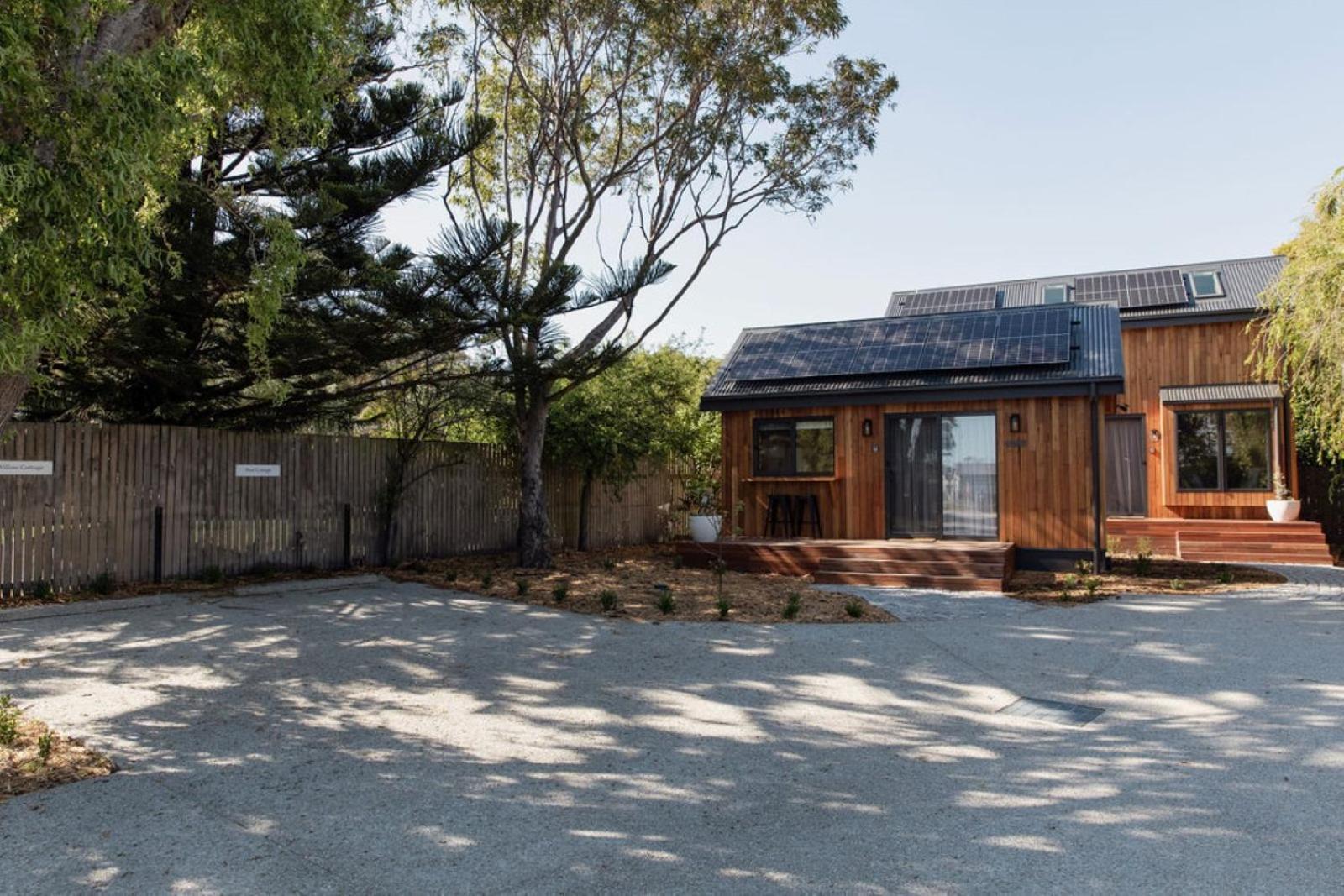 Bicheno Garden Cottages Bagian luar foto